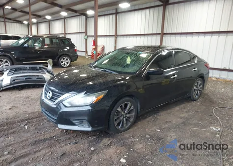 2017 Nissan Altima 2.5 Sr из США, поврежденный, VIN 1N4AL3AP7HC494849